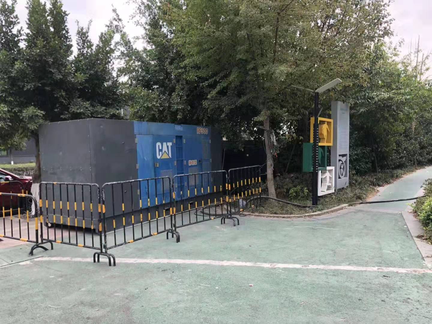 深圳龙华无界音乐节租用一台500KW静音发电机组